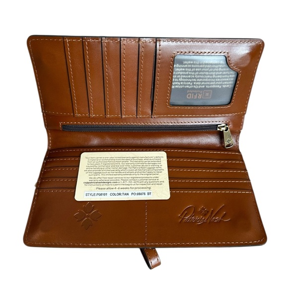 Patricia Nash Valentia Wristlet Wallet - Picture 4 of 9